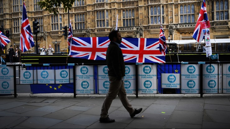 Ambasadorowie UE zgadzają się na opóźnienie brexitu