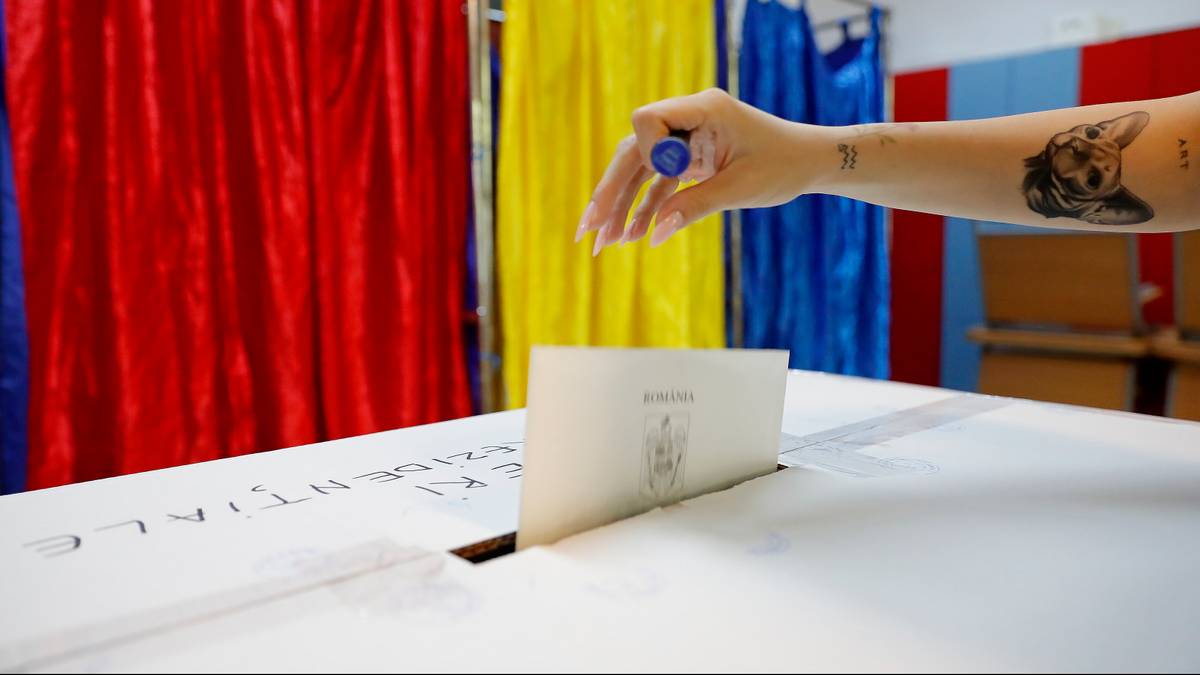 Wybory prezydenckie w Rumunii. George Simion prowadzi, ciasno w czołówce. Wyniki exit poll