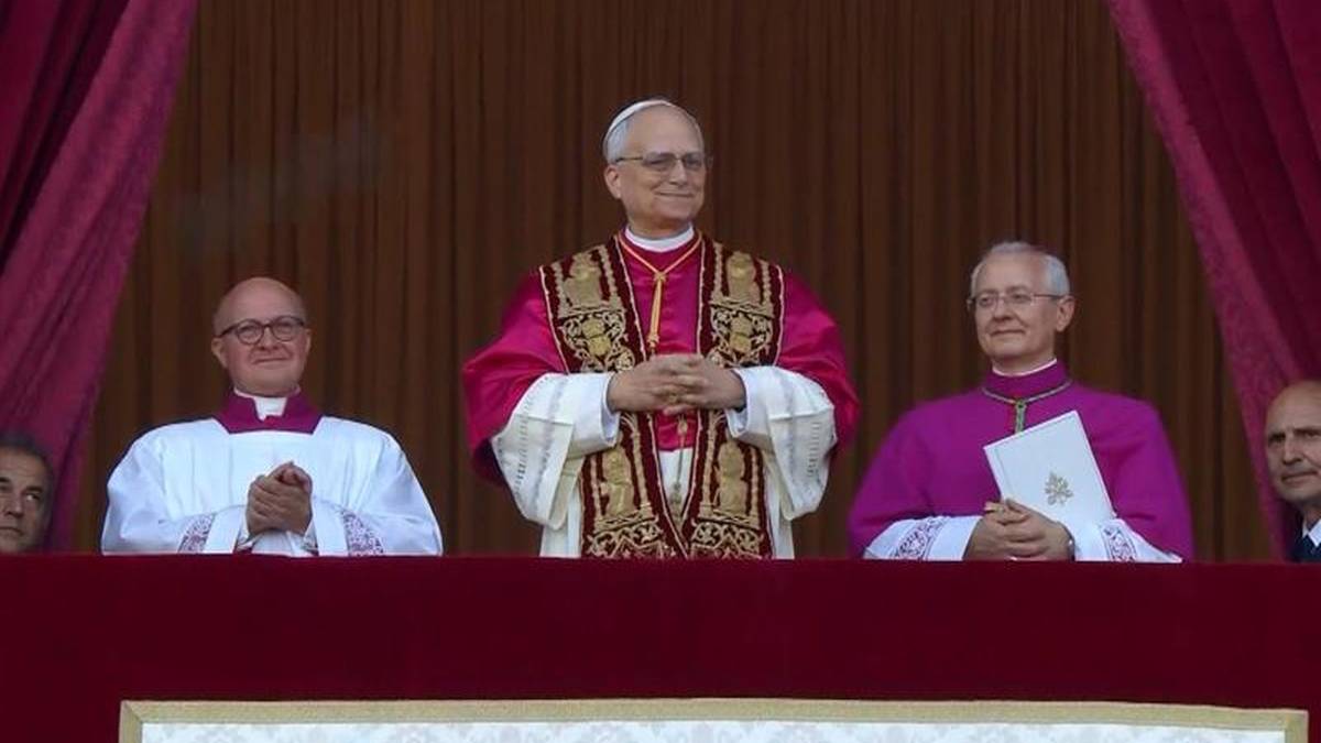 Pierwsze słowa nowego papieża. "Pokój niech będzie z Wami"