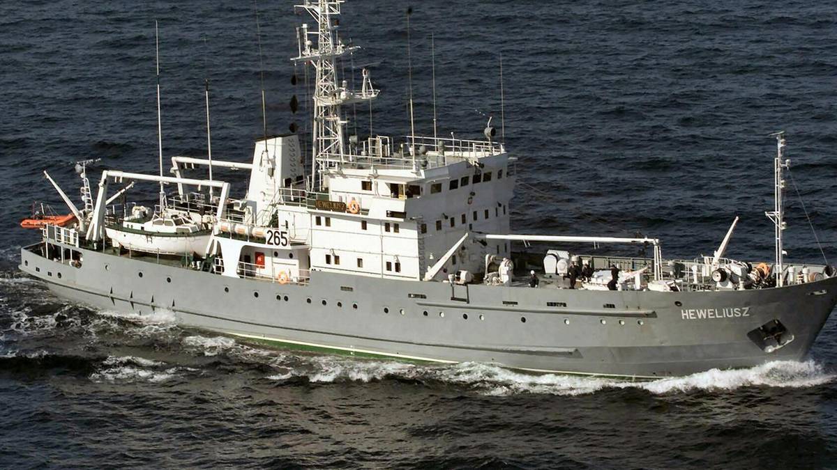 Incydent na Bałtyku. Szef MON przed pilną naradą: "Sprawa jest poważna"