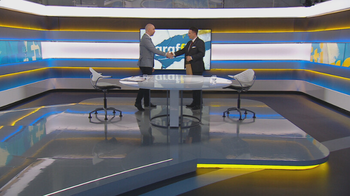 Zakład o wynik wyborów. Sławomir Mentzen odebrał wygraną