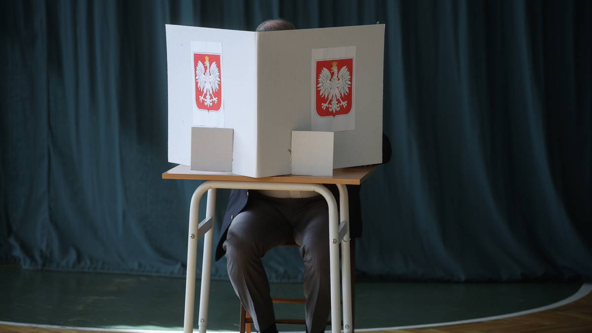 Голосование в Доме социального обеспечения, где жил Ежи Ж. остается. Тшасковски — явный победитель