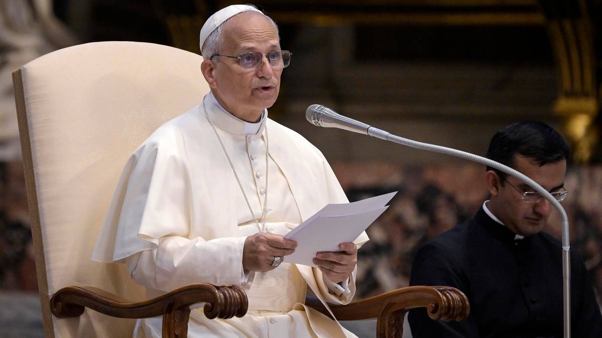 Papież Leon XIV zwrócił się do Polaków. Zebrani w Watykanie usłyszeli apel