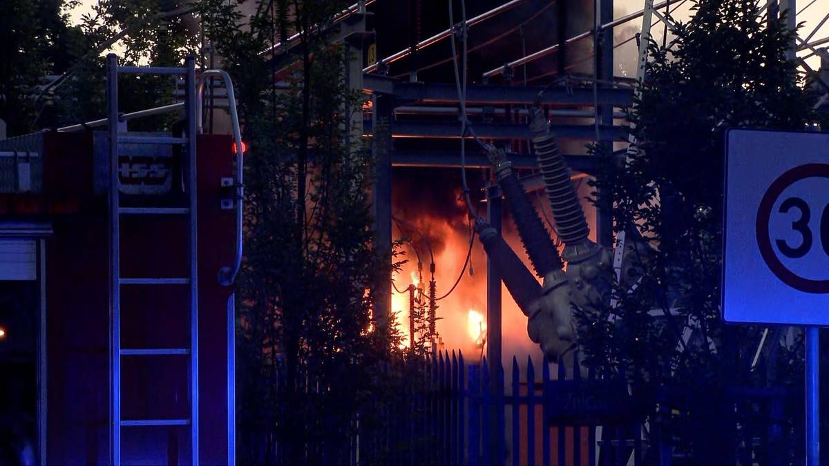 Pożar stacji energetycznej w Warszawie. Mieszkańcy usłyszeli wybuch