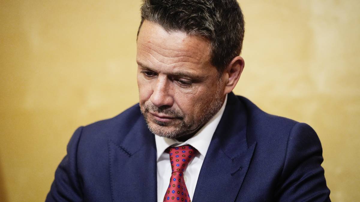 Tajemniczy raport ws. Trzaskowskiego wyciekł do mediów. "Partia obciachu"