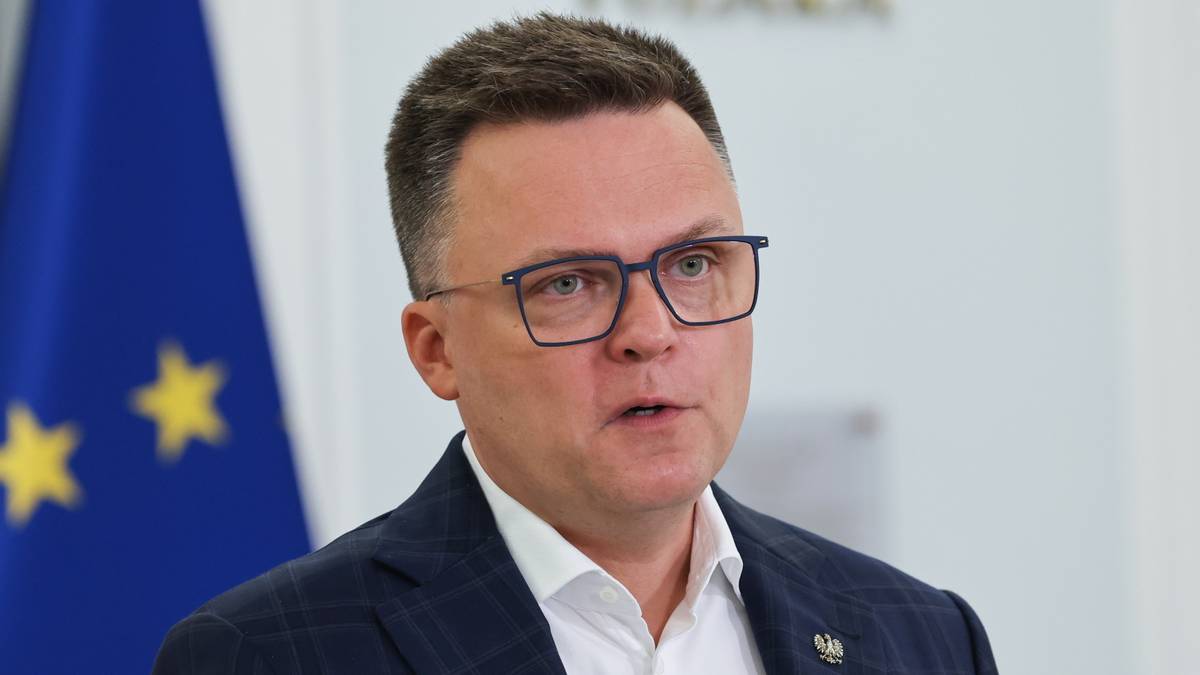 "Wyrównał rekord Dudy". Hołownia o wetach prezydenta