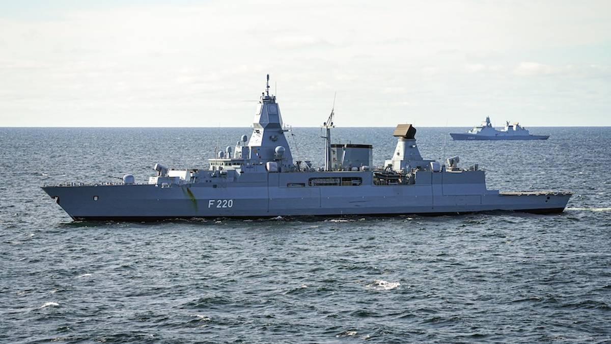 Rosyjskie samoloty nad niemieckim okrętem. Zakłóciły manewry NATO