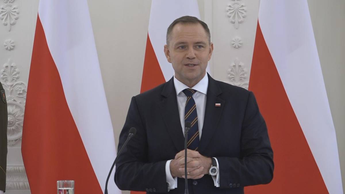 Burza po oświadczeniu Nawrockiego. "Prezydencie i chomiku, nie idźcie tą drogą"