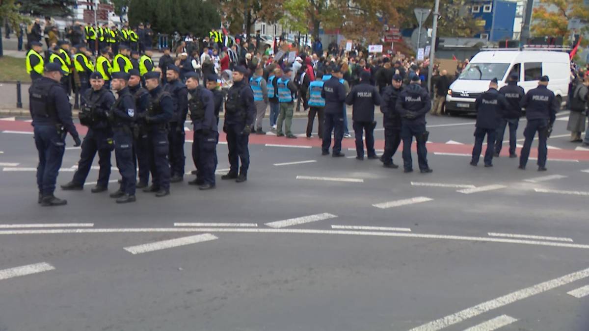 Utrudnienia w ruchu w centrum Warszawy. Zamknięte najważniejsze rondo