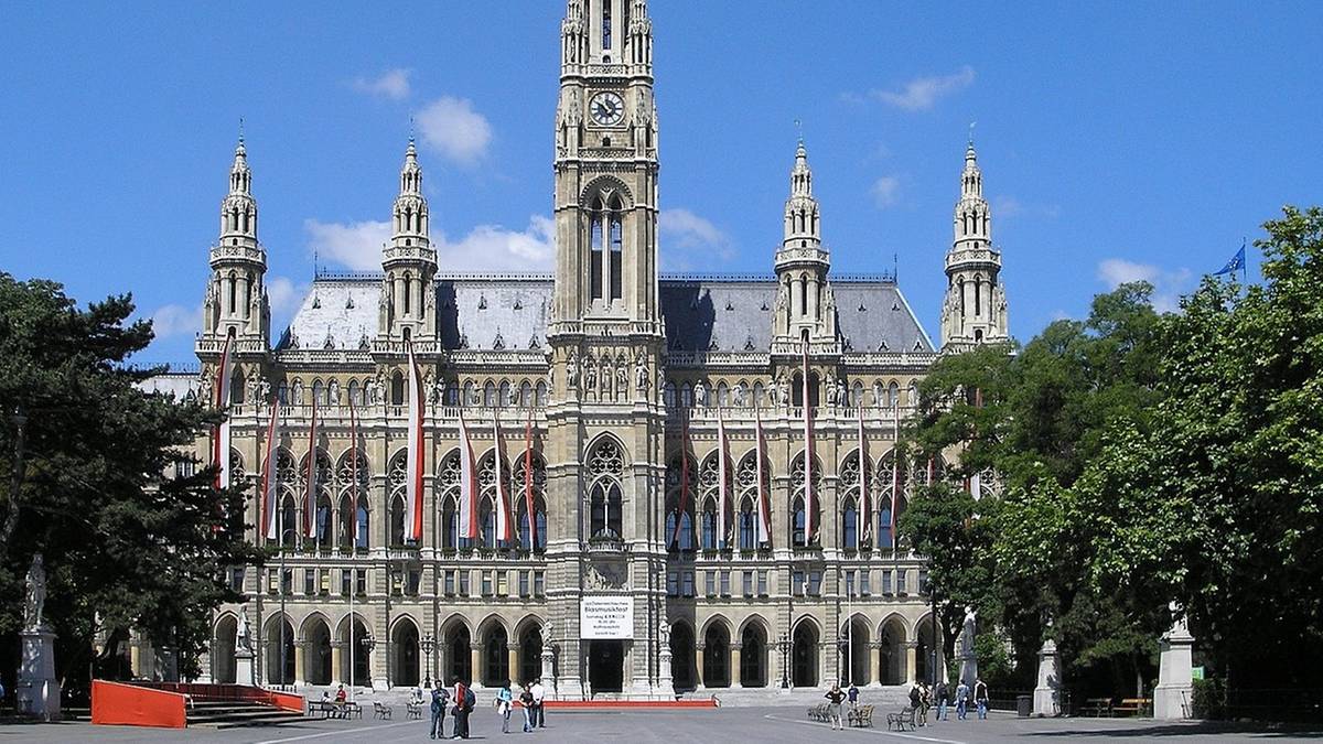 Biblioteka Wiedeńska chce odczytać stare dokumenty. Szuka osób ze znajomością kurrenty