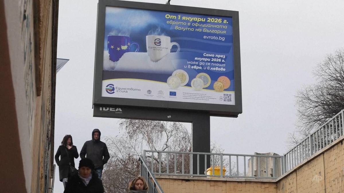 21. kraj wszedł do strefy euro. Bułgarzy podzieleni zmianą