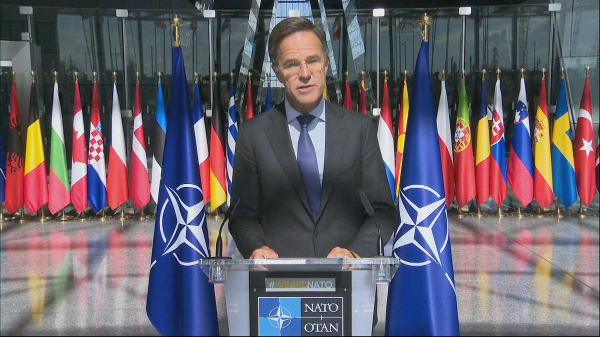 "Stanowczo apeluję". Mocne słowa szefa NATO ws. unijnej pomocy dla Ukrainy