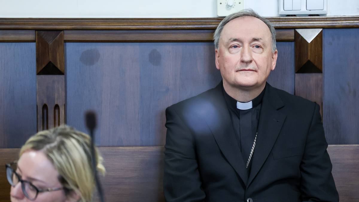 Pierwszy taki proces w Polsce. Biskup stanie przed sądem