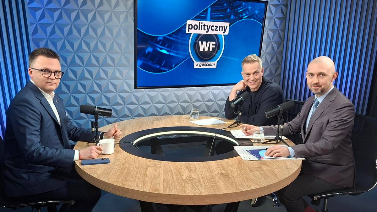 "Polityczny WF z gościem": Szymon Hołownia. Oglądaj od 11:00