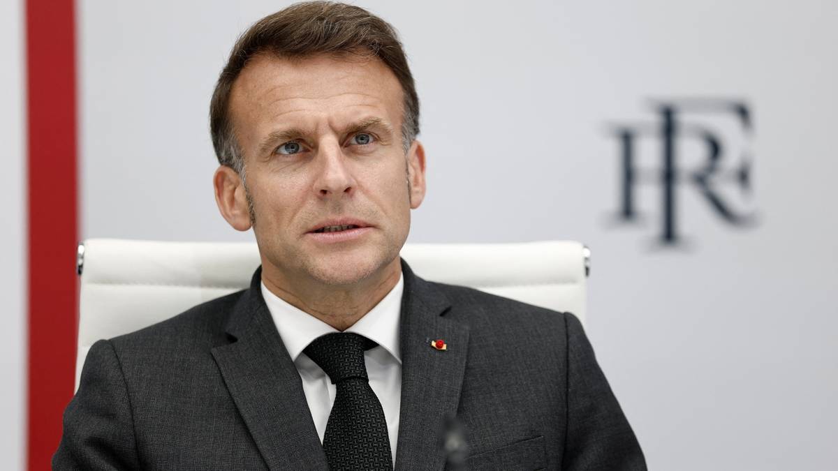 Macron nie spotka się z Nawrockim. "Tuskowi bardzo na tym zależało"