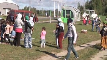 Uchodźcy z Czeczenii koczują na granicy z Polską