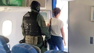 Niemka wszczęła awanturę w samolocie. Akcja na lotnisku w Warszawie
