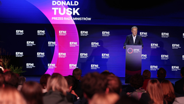 Premier reaguje na incydent przed biurem PO. Nawiązał do Bąkiewicza