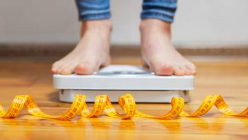 O tej porze roku tyjemy najszybciej. Winne są trzy rzeczy