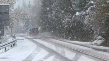 IMGW ostrzega przed opadami śniegu. Niebezpiecznie na drogach