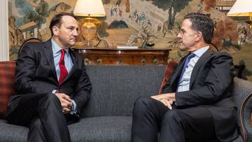 Sikorski spotkał się z szefem NATO. "Odstraszanie to nie slogan"