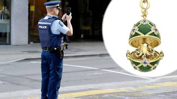 Połasił się na drogocenne jajko. Połknął je, choć było warte majątek