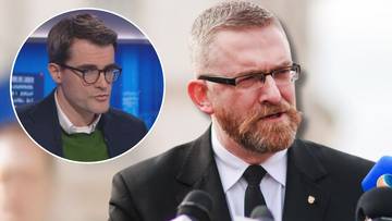 "Gniew peryferii". Ekspert o przyczynach wzrostu popularności Grzegorza Brauna