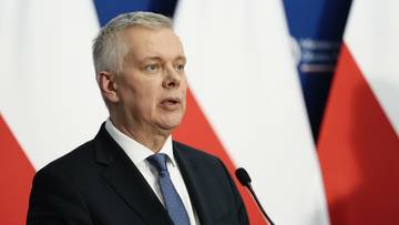 Były wiceszef ABW zwolniony. "Patriotyczna impreza" w tle