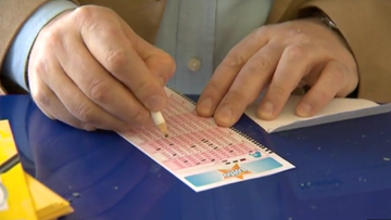 Wyniki losowania Lotto na 19 lutego. Sprawdź szczęśliwe numery