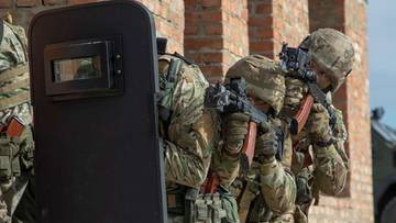 Atak terrorystyczny w Kijowie. Napastnik otworzył ogień, są ofiary i ranni